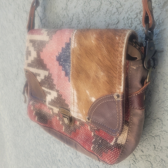 Myra Bag Rustic Multicolor Crossbody - Picture 2 of 16